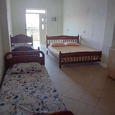 Apartment Aleksandros 2 *